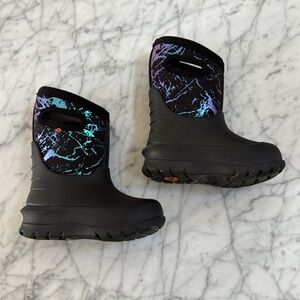 BOGS Neo-Classic Metallic Mountains Sz 8 Toddler Waterproof Boots MSRP $100